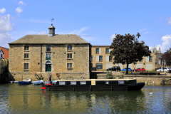 7-Boats-river-Nene-Embankment