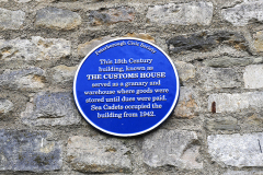 2_01-Blue-Plaque-Customs-House