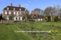 The Salutation gardens, Sandwich town