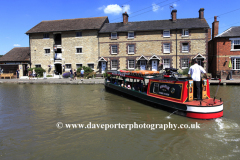 Narrowboats, Grand Union Canal, Stoke Bruerne