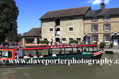 Narrowboats, Grand Union Canal, Stoke Bruerne