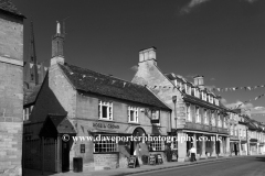 Street scene in Oundle Town