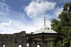 Bandstand and gardens, Newark Castle