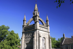 Memorial Fountain, Churchill village