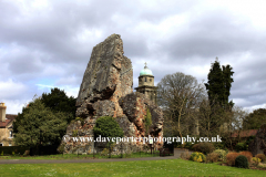 The ruins of Bridgnorth Castle, Bridgnorth town