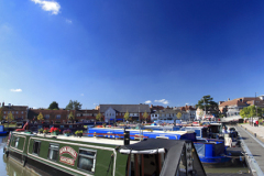 Narrowboats, Bancroft gardens, Stratford