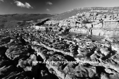 Malham Cove, limestone cliffs, Malhamdale