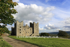 Autumn colours; Castle Bolton; Wensleydale