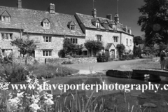 Cottages, River Eye, Lower Slaughter village