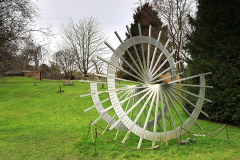 11-Sculpture-Gardens-Burghley