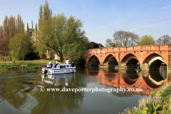 Boat and bridge, river Great Ouse, Great Barford