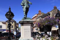 The Oliver Cromwell Statue, market square, St Ives