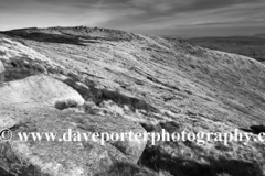 Gritstone rocks on Shelf Moor, Snake Pass