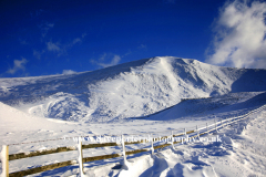 Winter, Mam Tor  peak, Edale Valley