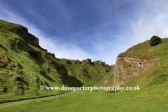 Winnats Pass, Castleton village, Hope Valley