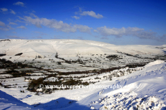 Winter view over the Edale Valley