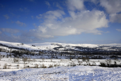 Winter view over the Edale Valley