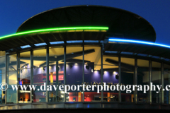 The Lowry Theatre, Pier 8, Salford Quays, Manchester, Lancashire, England, UK