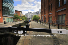 Lock 89 (Tib Lock), on the Rochdale canal, Central Manchester, Lancashire, England, UK