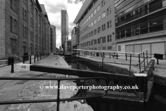 Lock 89 (Tib Lock), on the Rochdale canal, Central Manchester, Lancashire, England, UK