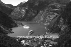 Cruise ships in Geirangerfjord, Geiranger town