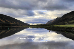 Autumn colours, Loch Lochy at Laggan locks