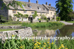 Cottages on the river Windrush, Lower Slaughter